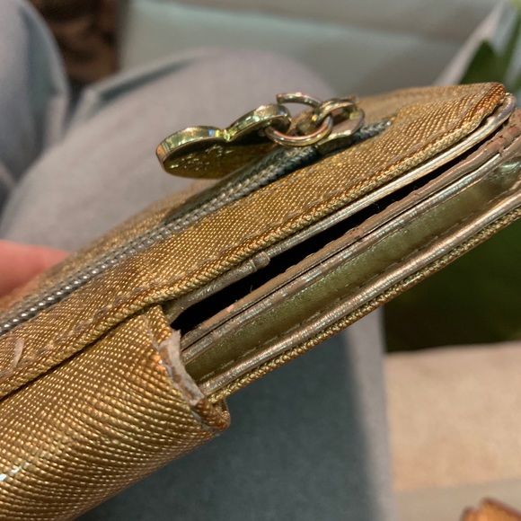 Betsy Johnson Signature Wallet - Picture 5 of 7